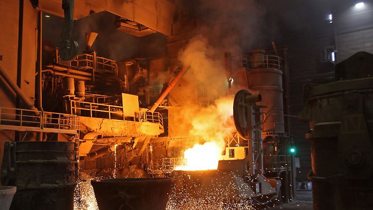 Stahlöfen von ArcelorMittal: Wenn es nach Paris geht, dürfen die nicht so einfach ausgehen.