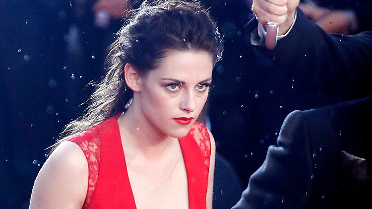 Kristen Stewart schaut zwar auf dem roten Teppich manchmal mürrisch, gibt aber nach eigenen Worten beim Film alles.