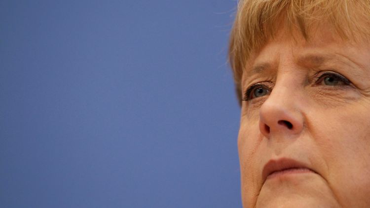 2012-09-17T112637Z_01_TOB11_RTRMDNP_3_GERMANY-MERKEL.JPG7445471873174052108.jpg