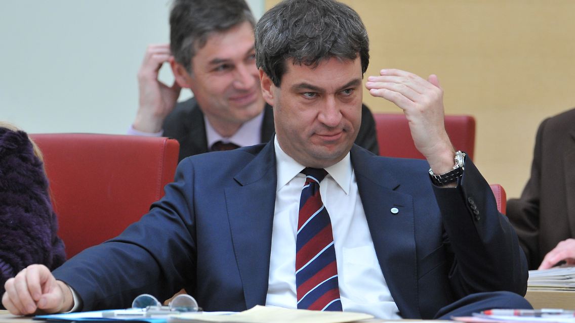 Bayerns Umweltminister Söder pocht auf den Koalitionsvertrag.