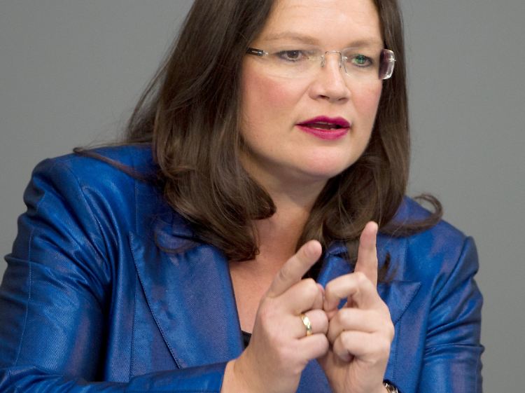 Andrea Nahles organisiert eine ganze Reihe von Diskussionsveranstaltungen, deren Ergebnisse in das Wahlprogramm einfließen sollen.