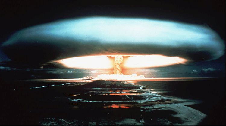 Auch ein Atoll in Französisch-Polynesien war Testgebiet: Zwischen 1966 und 1996 zündete Frankreich auf Mururoa insgesamt 188 Atombomben.