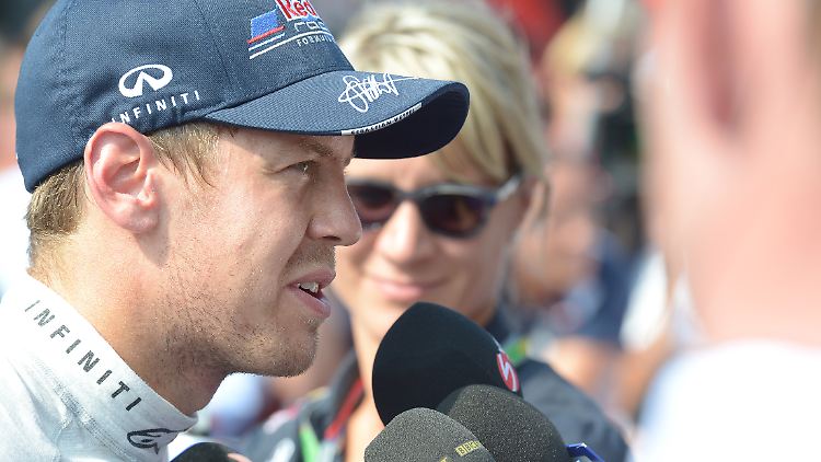 "Wir sind Profis genug, um den Kopf hochzuhalten und nach vorne zu schauen": Sebastian Vettel.