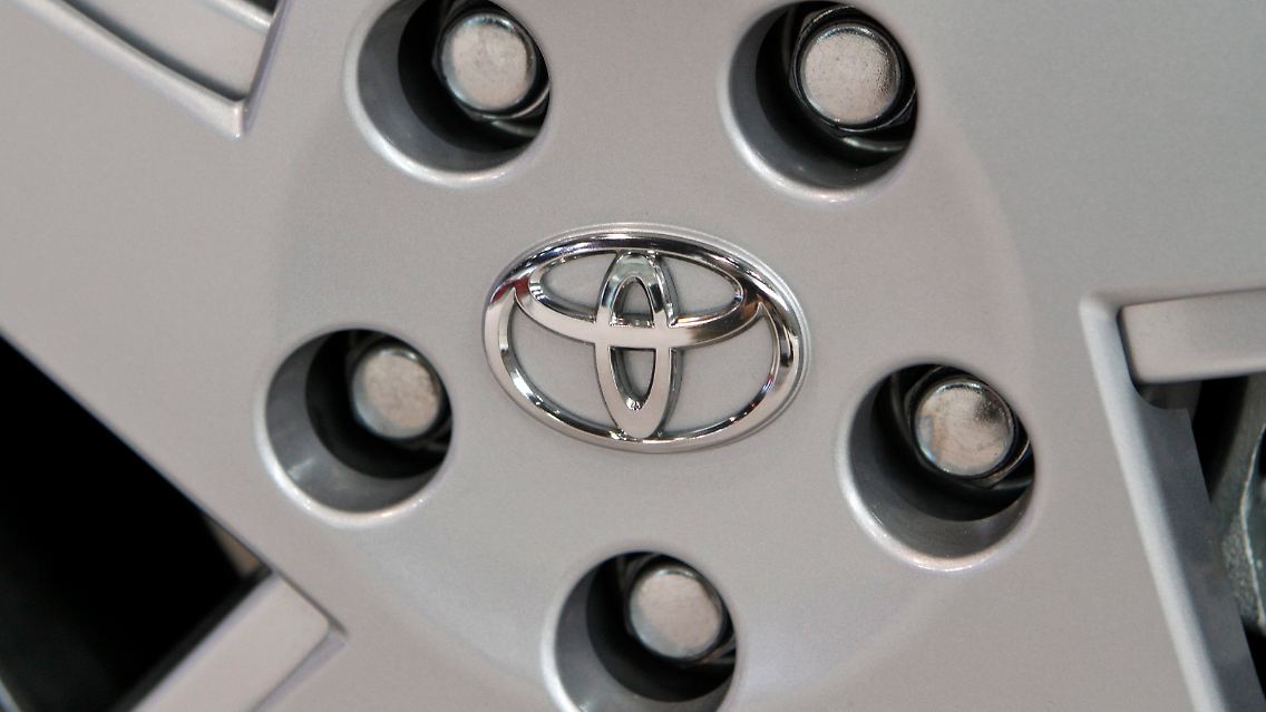 Längere Garantielaufzeiten, höhere Barprämien: So will Toyota Kunden zurückgewinnen.