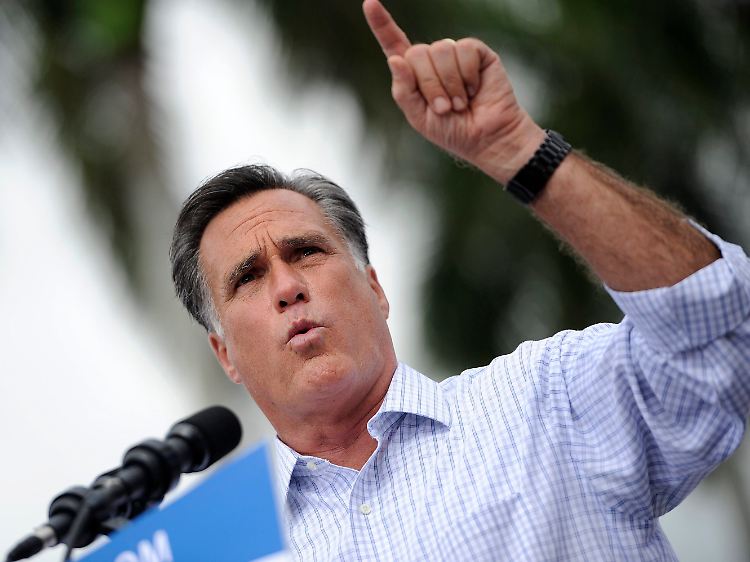 Das Resultat der Wähler-Beschimpfung: Die Umfragewerte für Romney sinken.