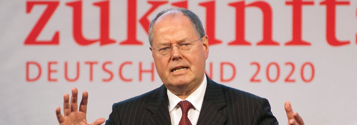 Steinbrück in Berlin auf dem Zukunftskongress der SPD-Bundestagsfraktion.