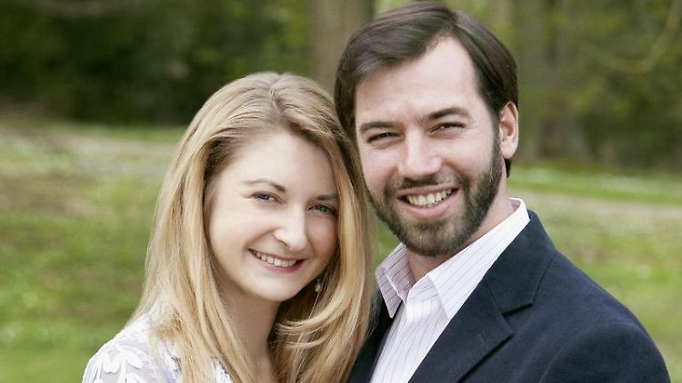 Heiraten im Rathaus: Der künftige Großherzog von Luxemburg und seine belgische Braut. 