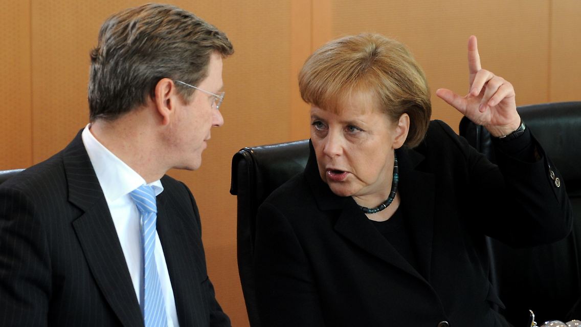 Die Kanzlerin ist nicht gegen eine Generaldebatte zum Sozialstaat, aber dann, wann sie es will.