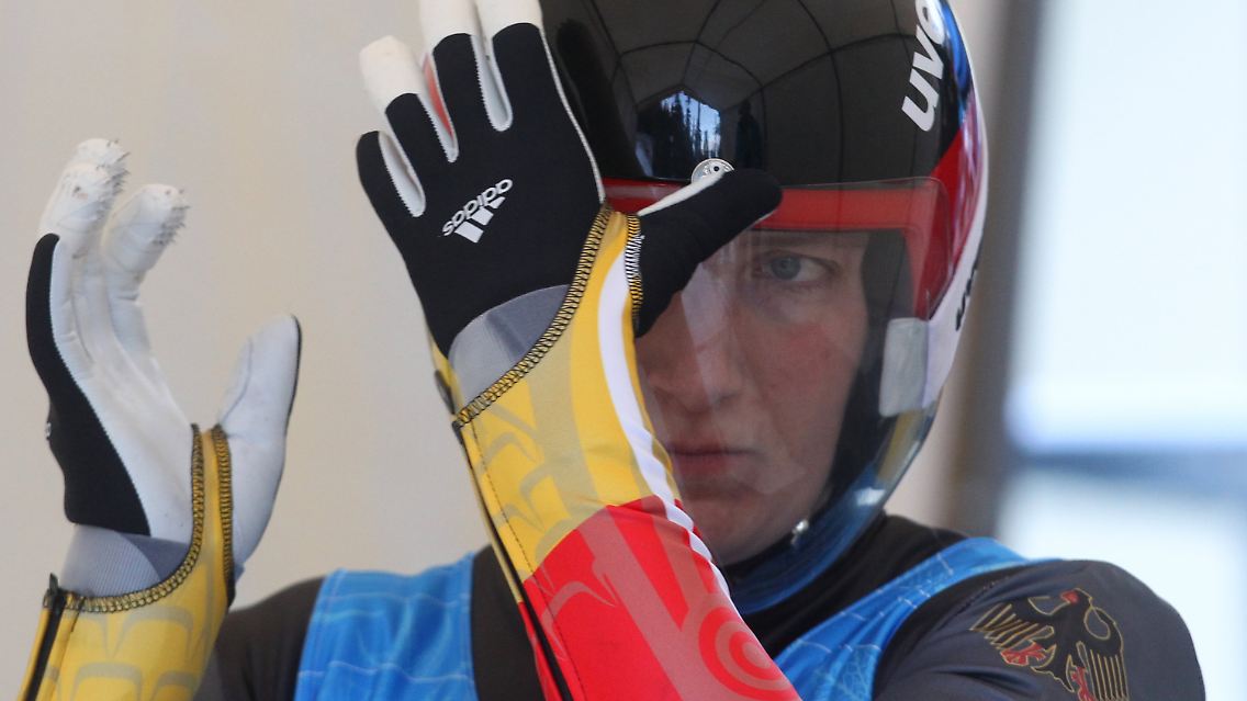 Tatjana Hüfner ist erste Gold-Anwärterin im Rodeln.