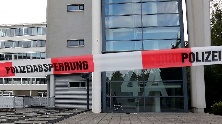 Etliche Kollegen der getöteten Frau erlitten nach der Tat einen Schock.