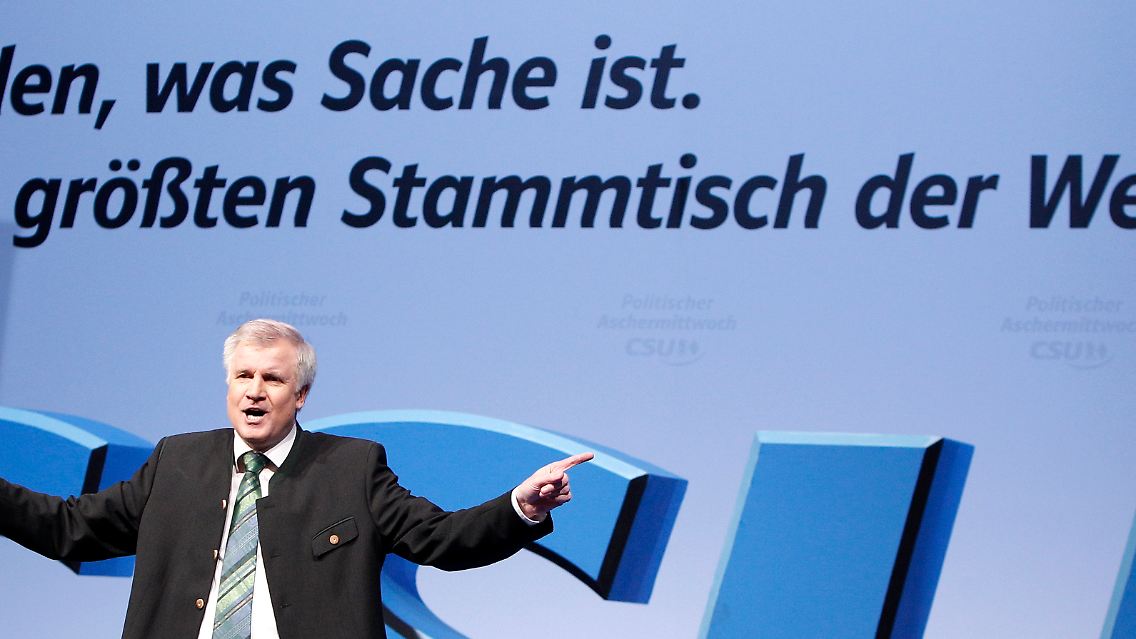 Seehofer grenzte sich klar von den Koalitionspartnern ab.