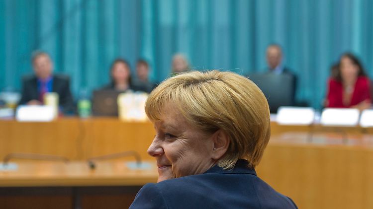 Merkel bei der Anhörung.