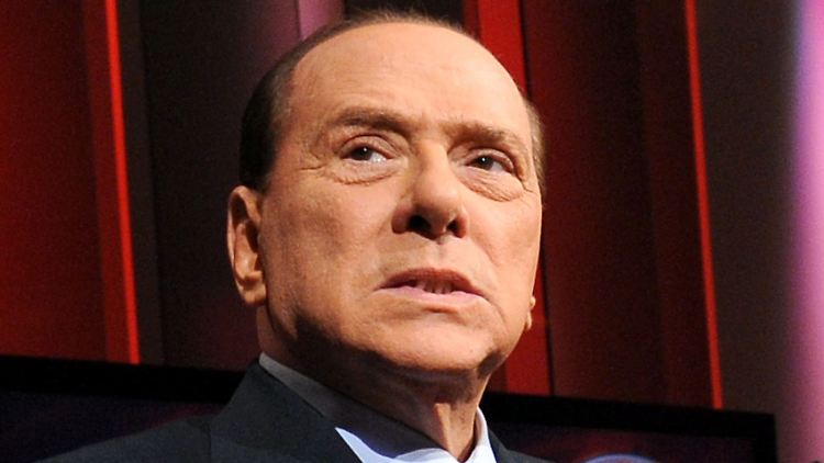 Berlusconi wird von einigen Landsleuten wenig schmeichelhaft "Hanswurst" genannt.