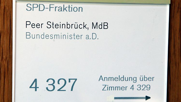 Wirtschaftsminister in Schleswig-Holstein, NRW-Ministerpräsident, Bundesfinanzminister - was kommt als Nächstes?