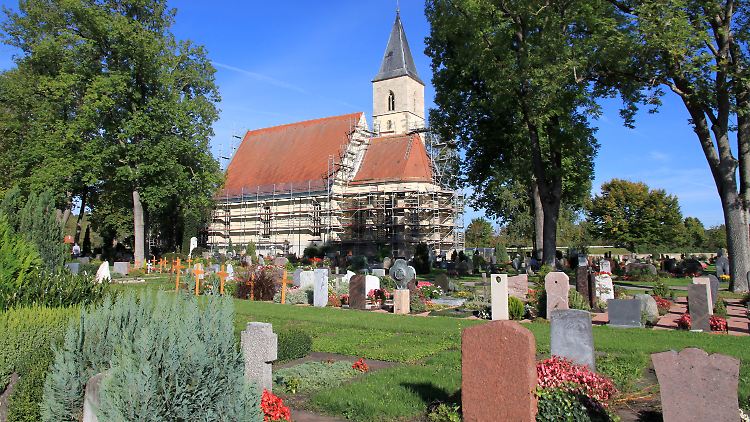 Die Sülchenkirche, eine Friedhofskapelle in Rottenburg.