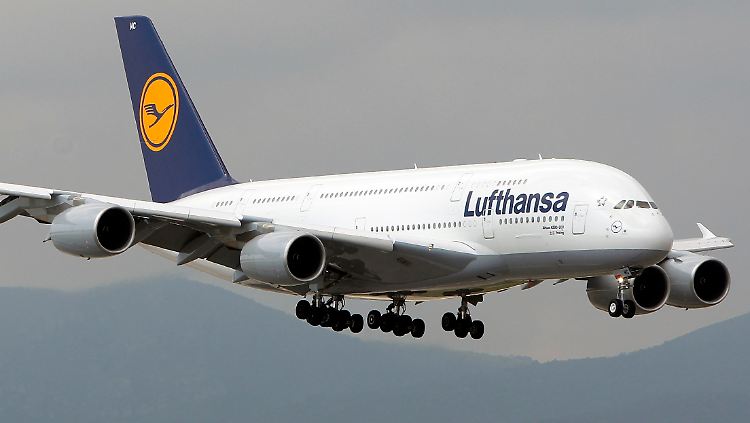 Der Airbus A380 ist das größte Passagierflugzeug der Welt.
