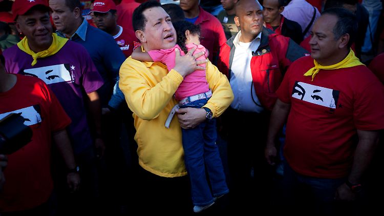 Auch in Venezuela muss man Kinder knuddeln, um Wahlen zu gewinnen.
