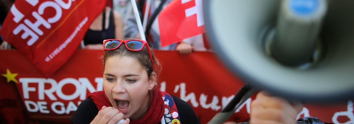 Proteste gegen die von der Regierung geplanten Steuererhöhungen in Frankreich