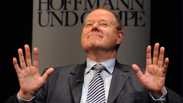 Als Kanzlerkandidat noch viel stärker im Fokus als bisher: Da bietet Peer Steinbrück viel Angriffsfläche. Denn was er denkt, das sagt er auch. Ohne Rücksicht auf Verluste.