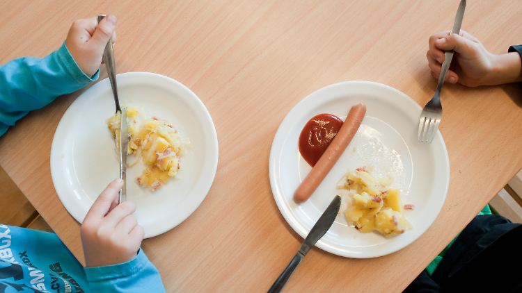 Zurzeit kochen viele Eltern lieber selbst und geben es den Kindern mit.