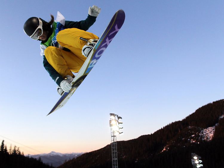 28.000 Besucher mussten bei den Snowboard-Wettbewerben draußen bleiben.