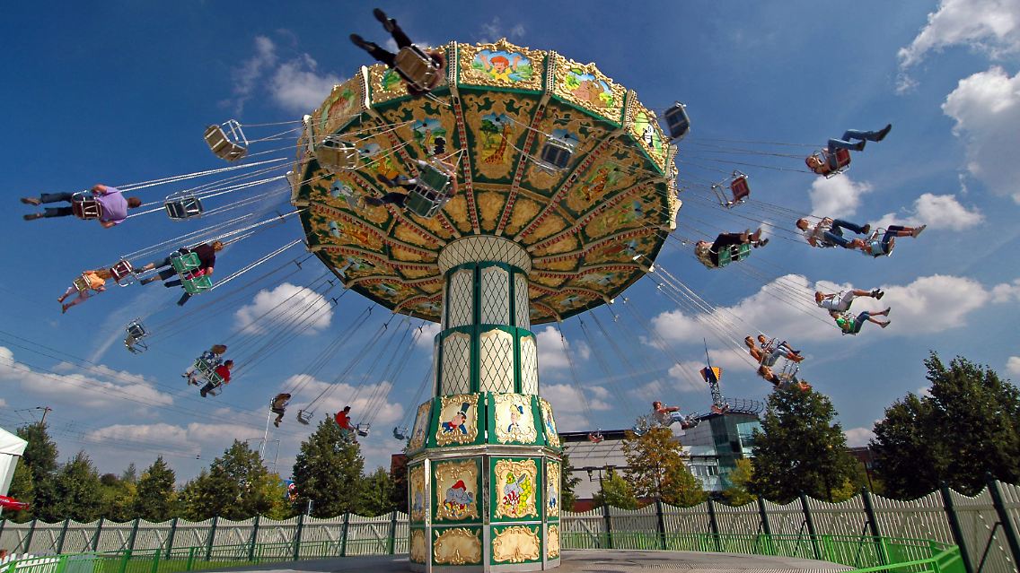 Das Kettenkarussell im Centro ist nur eine von vielen Attraktionen. Das Einkaufszentrum in der Neuen Mitte von Oberhausen lockt jährlich sogar Tausende von Touristen aus dem Ausland.