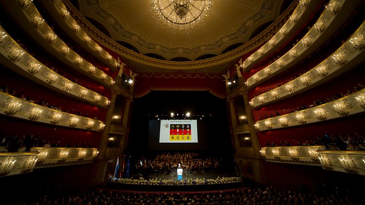 Am offiziellen Festakt zum Tag der Deutschen Einheit in der Münchener Staatsoper nahmen mehr als 1500 Gäste teil.