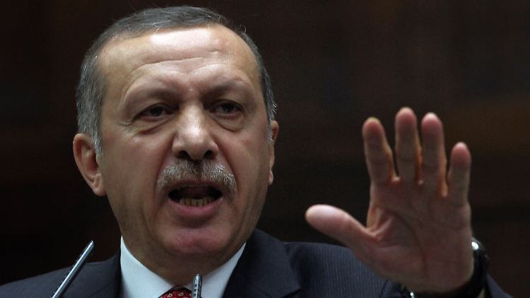 "Dieser Angriff ist von unseren Streitkräften sofort erwidert worden", sagt der Ministerpräsident der Türkei Erdogan.