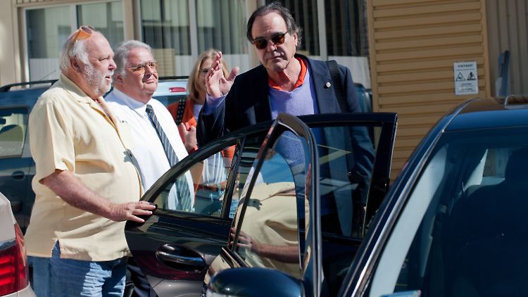Oliver Stone findet Kiffen in Ordnung.