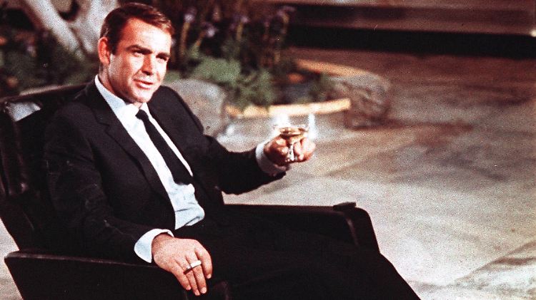 Kein Blut, viel Stil: Sean Connery verkörpert für viele Bond-Fans die perfekte Kombination von Härte und Eleganz.