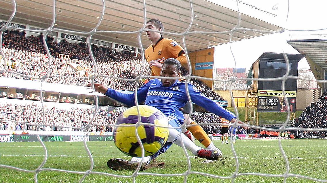 Didier Drogba erzielte gegen Wolverhampton seine Saisontore 18 und 19.