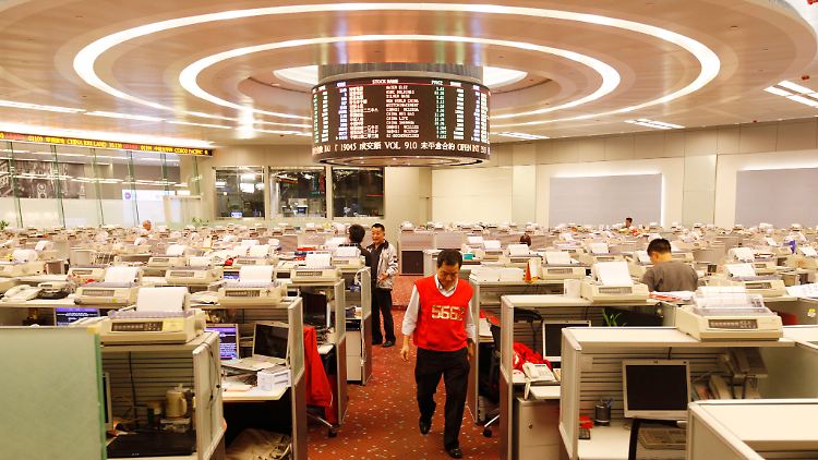 Hongkongs Börse im Fokus, wenn Tokio nicht handelt.