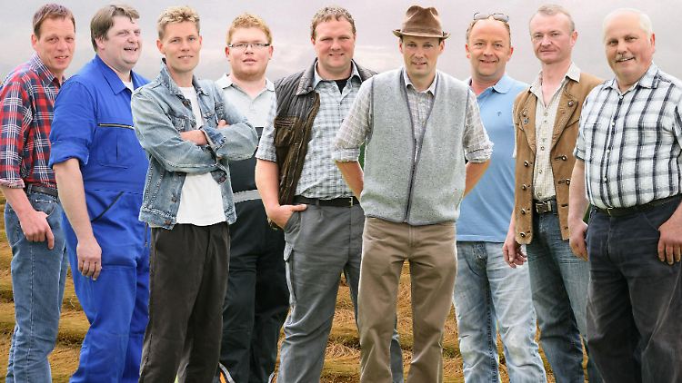 Auf geht's in eine neue Runde: die Teilnehmer von "Bauer sucht Frau" 2012.
