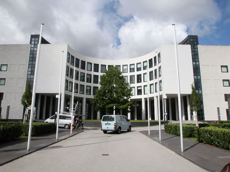 Die Bundesanwaltschaft verhinderte die Ausreise eines Verdächtigen.