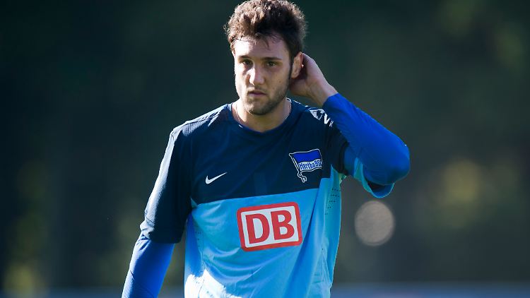 "Er hat Bundesliga-Erfahrung, eine gute Spielübersicht und ist kopfballstark": Kevin Pezzoni.