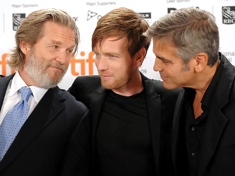 Ab 4. März im Kino: "Männer die auf Ziegen starren" mit George Clooney und Ewan McGregor.