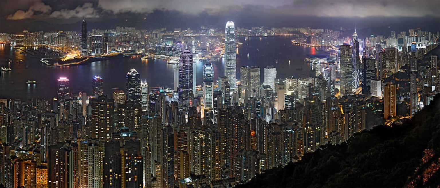 Hongkong ist eine der reichsten Städte der Welt. Mehr als sieben Millionen Menschen leben in der Metropole. Sie zählt zu den am dichtesten besiedelten Gebieten auf der Erde.