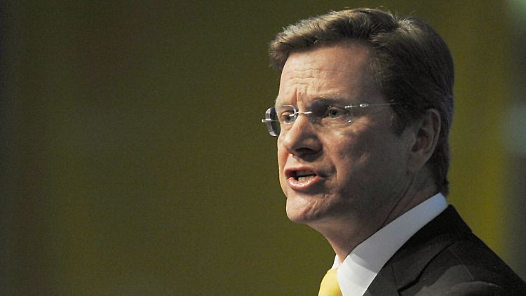 Vize-Kanzler Westerwelle erntet Unverständnis in den eigenen Reihen.