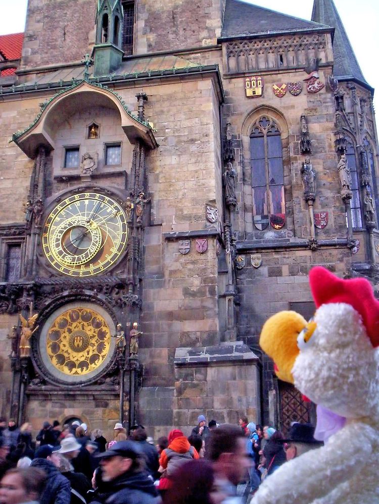 ... und vor der astronomischen Uhr in Prag.