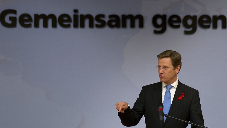 Westerwelle kann auch nicht als Außenminister bei den Bürgern punkten.