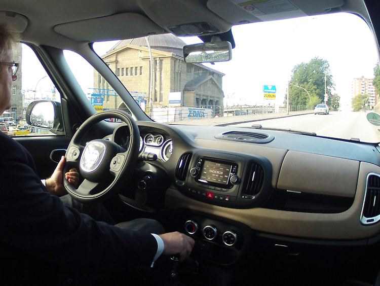 Für Individualisten: Kontrastfarben im Cockpit stehen bei einigen Kunden hoch im Kurs.