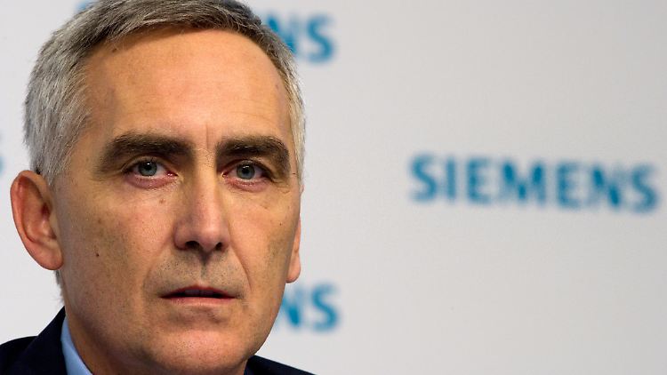Siemens-Chef Peter Löscher schließt einen Jobabbau nicht aus, um die Rendite zu steigern.