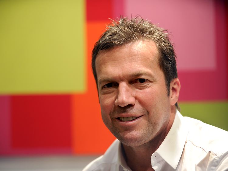 Farblich passt seine Prognose für die WM 2014 schon mal. Lothar Matthäus.