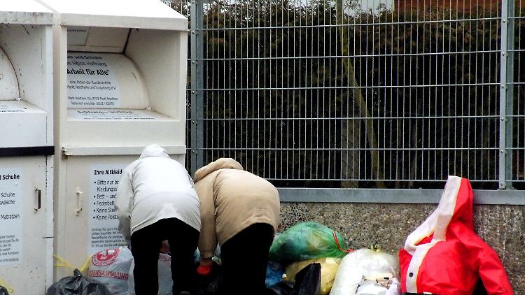 Mehr als 750.000 Tonnen Textilien spenden die Deutschen jedes Jahr.