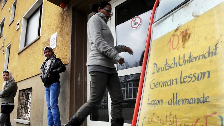 Wachsende Zahl von Asylbewerbern: Reales Szenario oder Panikmache?