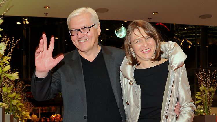 Steinmeier und seine Frau haben eine 16-jährige Tochter.