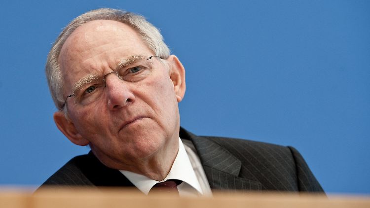 "Sie hat immer im Rahmen ihres Mandats gehandelt": Schäuble lobt die EZB.