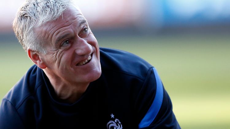 Und was, wenn die Flegel auch seine Legende verbrauchen? Dann steht die nächste schon bereit. Zidendine Zidane macht gerade seinen Trainerschein.