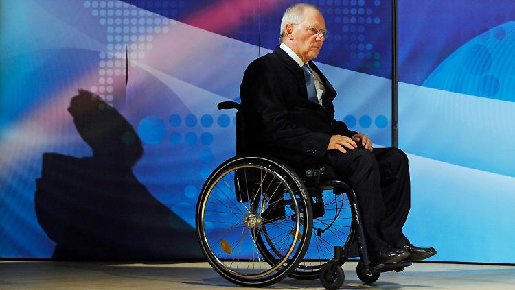 Wolfgang Schäuble legt vor.