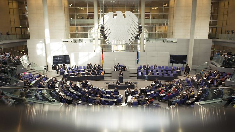 Der gläserne Abgeordnete gilt nicht allen als hehres Ziel.